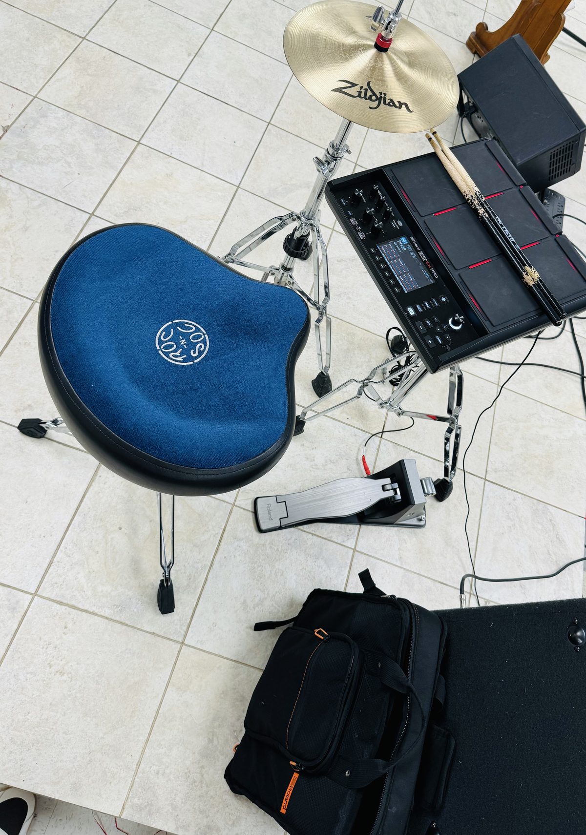 Roland SPD-SX with Zildjian hi-hats and Roland pedal — the hybrid junction